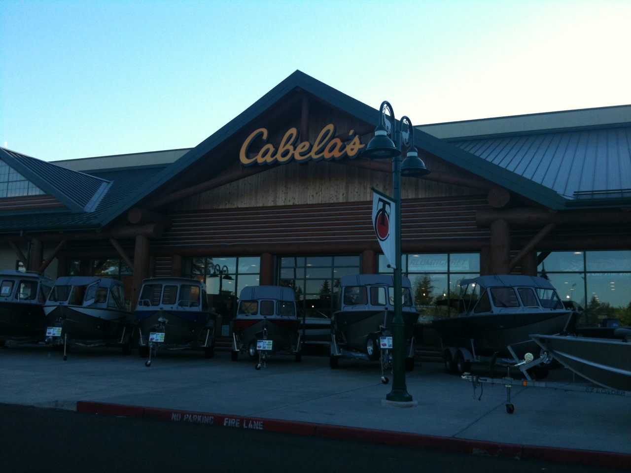 Cabela's Canada - An Outdoor Enthusiasts Shopping Paradise - The ...